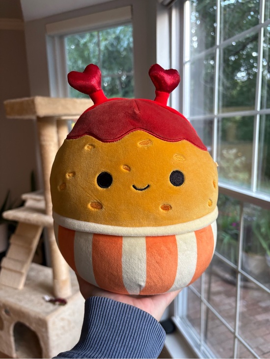 Squishmallows Accessories - Nester the chicken nugget Squishmallow valentines edition NWOT 8in